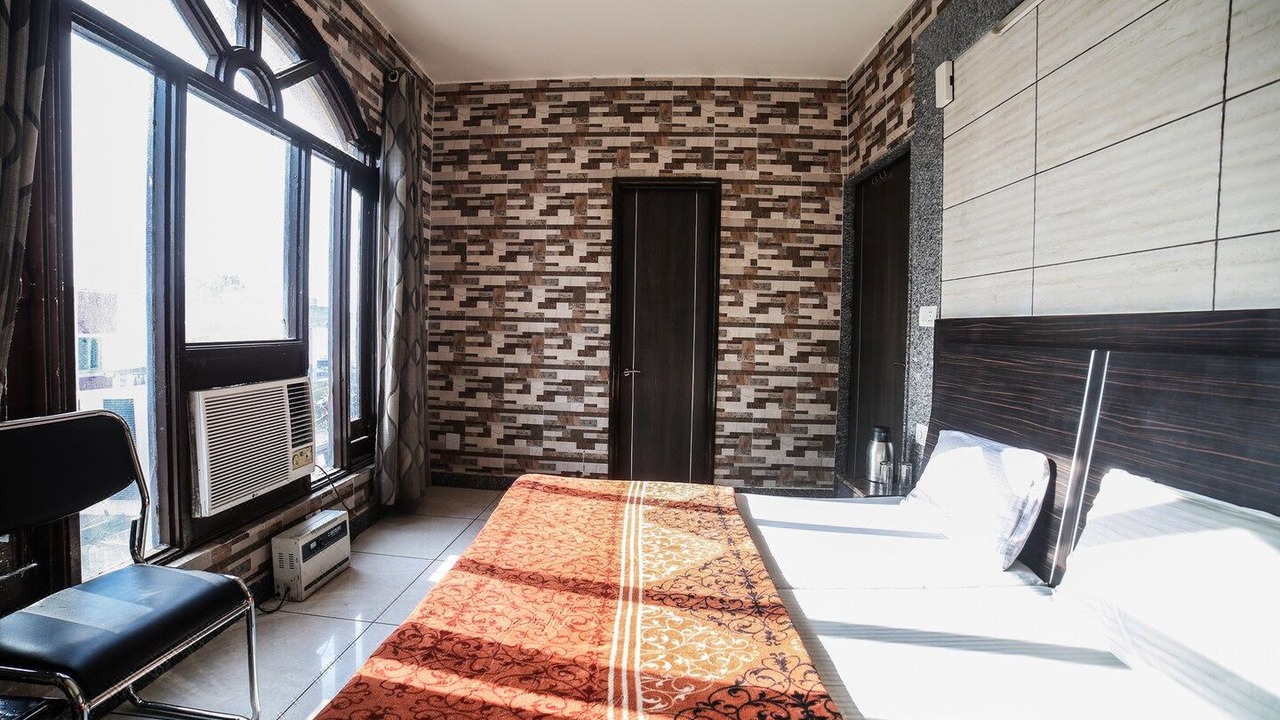 Photo of Bedroom in Katra
