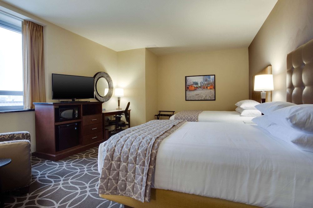 Photo of Bedroom in Downtown Pittsburgh