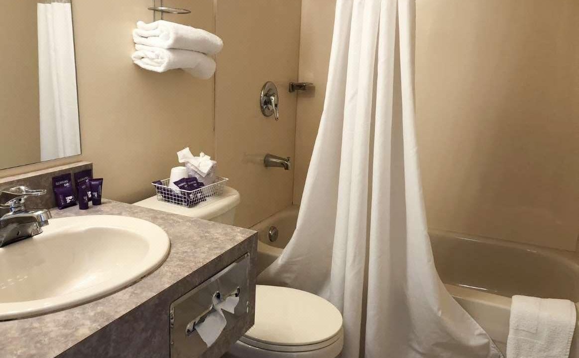 Photo of Bathroom in Fort Erie