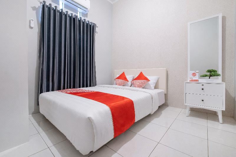 Photo of Bedroom in Mertoyudan