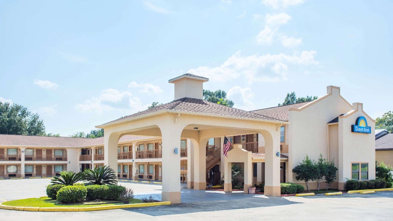 Photo of Buildings in Abbeville