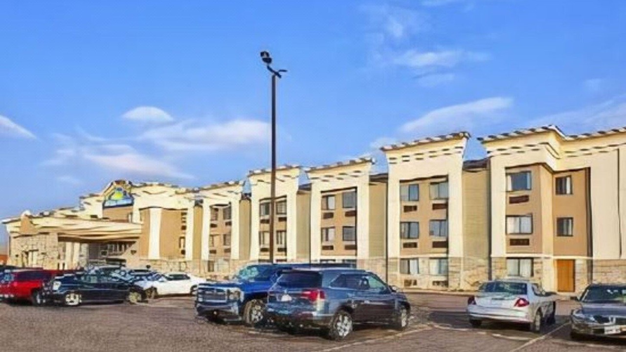 Photo of Buildings in Romulus