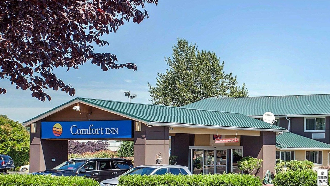 Photo of Buildings in Totem Lake