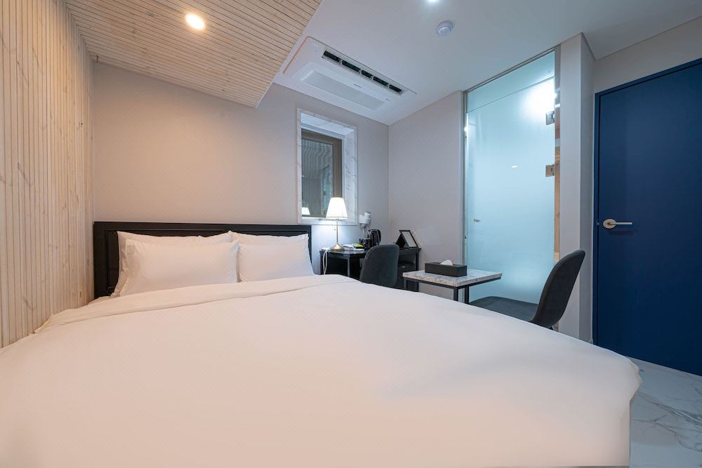 Photo of Bedroom in Suyeong-Gu