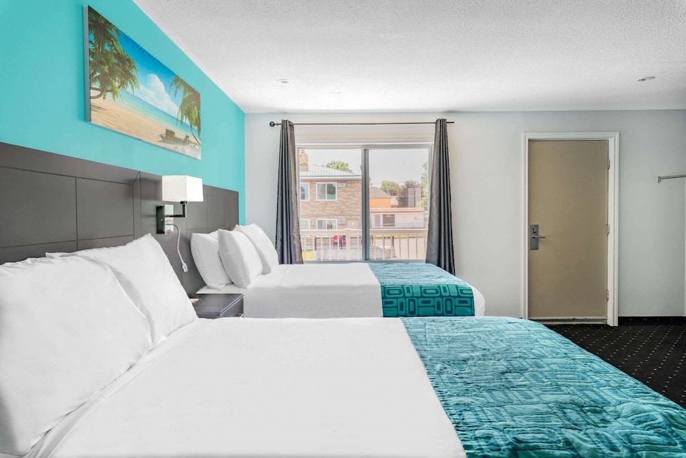 Photo of Bedroom in Gananoque