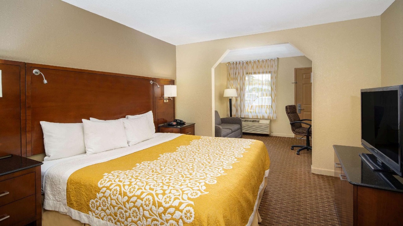 Photo of Bedroom in Thomaston