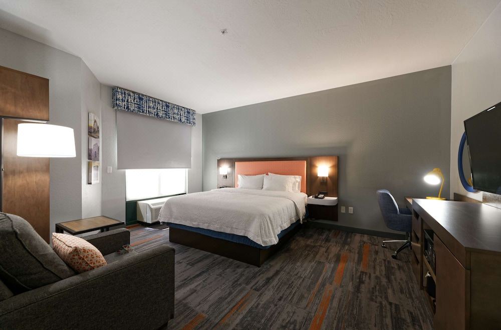 Photo of Bedroom in Palm Valley