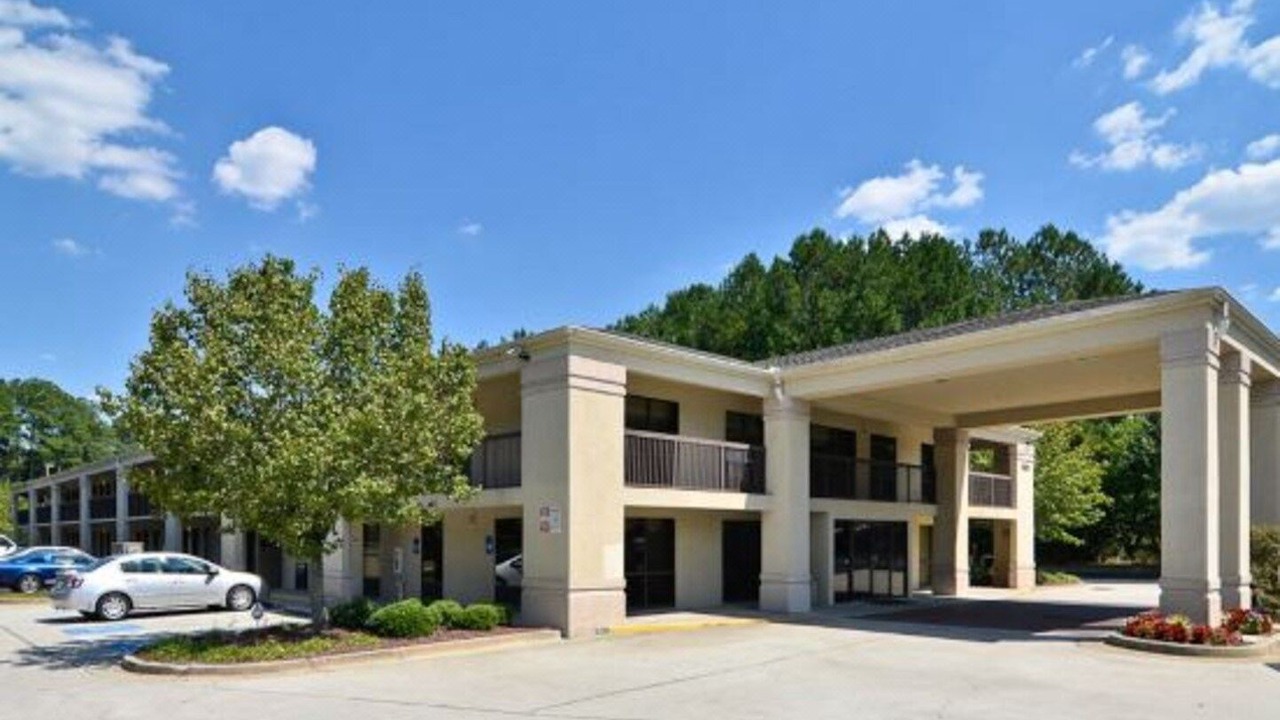 Photo of Buildings in Stone Mountain