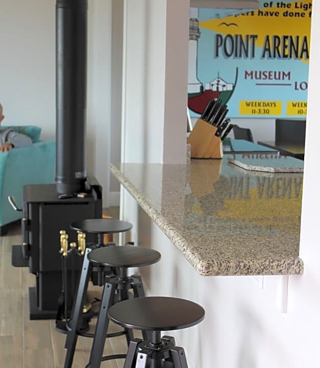 Photo of Livingroom in Point Arena
