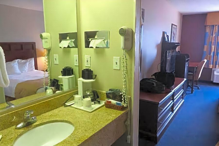 Photo of Livingroom in Boone