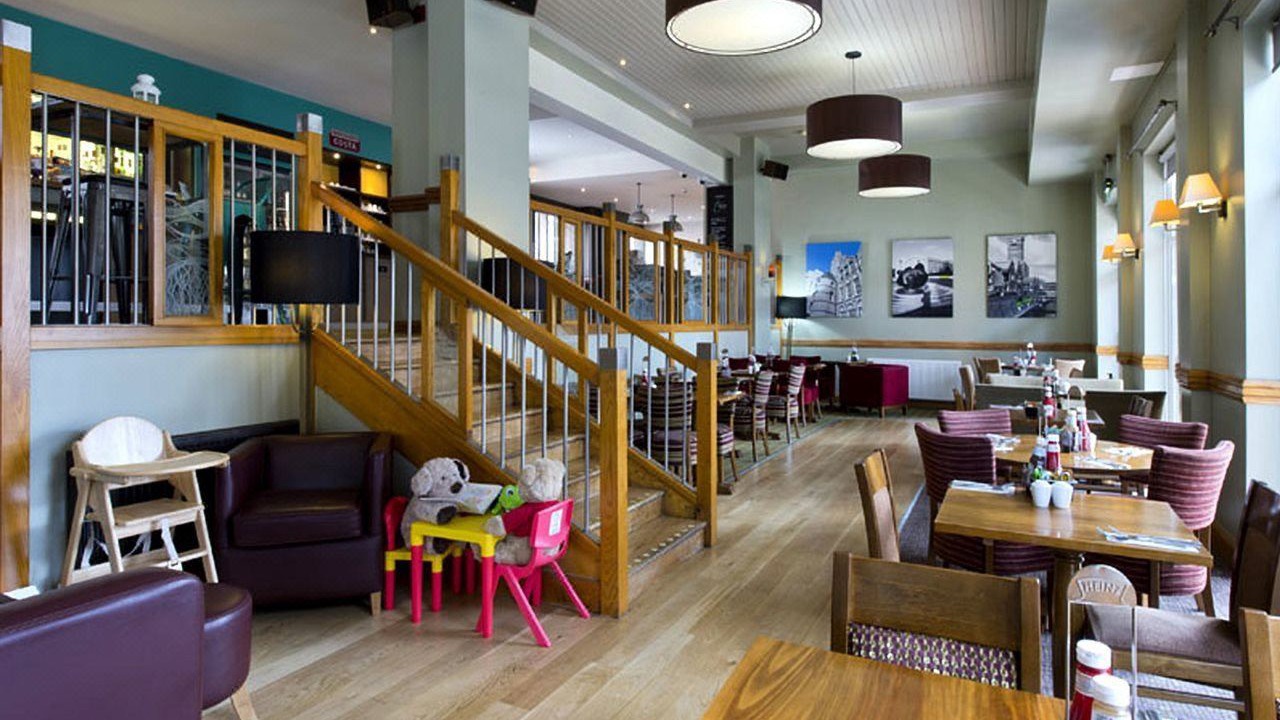 Photo of Livingroom in Convention Quarter