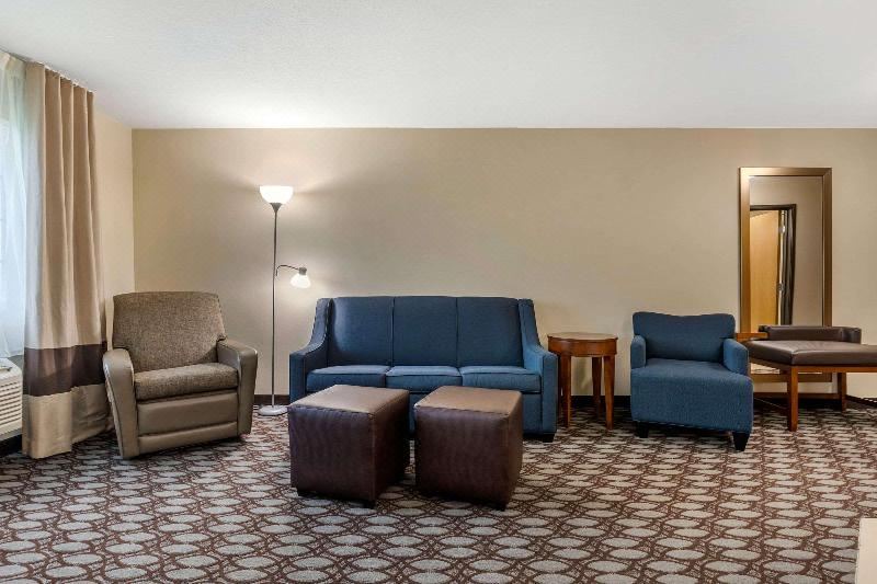 Photo of Livingroom in Story City