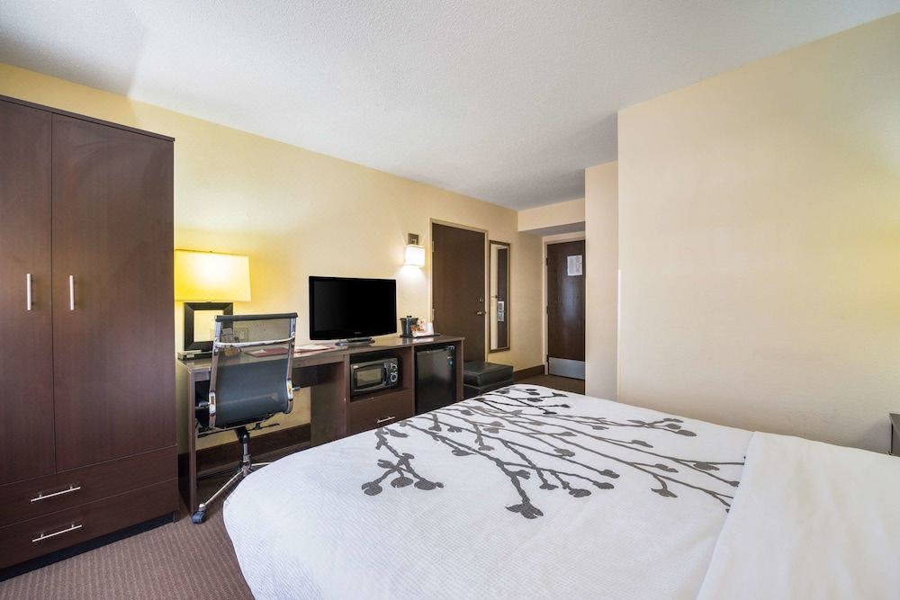 Photo of Bedroom in Statesville