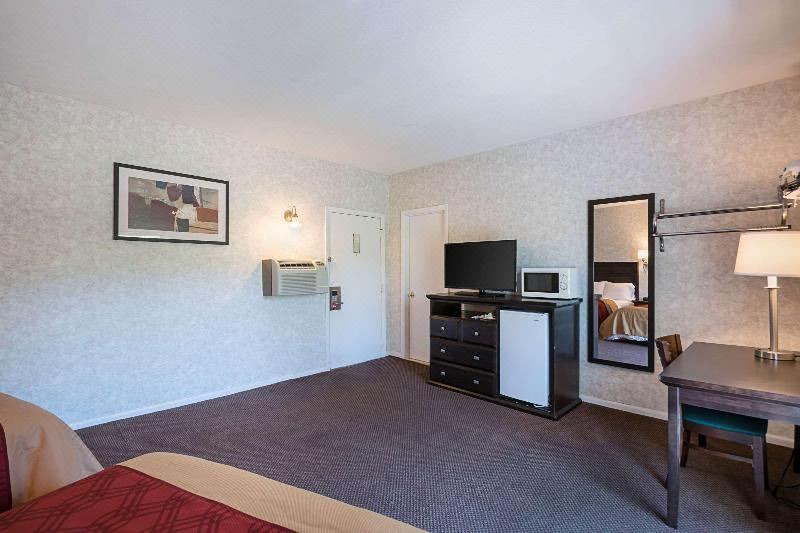 Photo of Livingroom in Lee