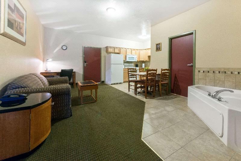 Photo of Livingroom in Luray