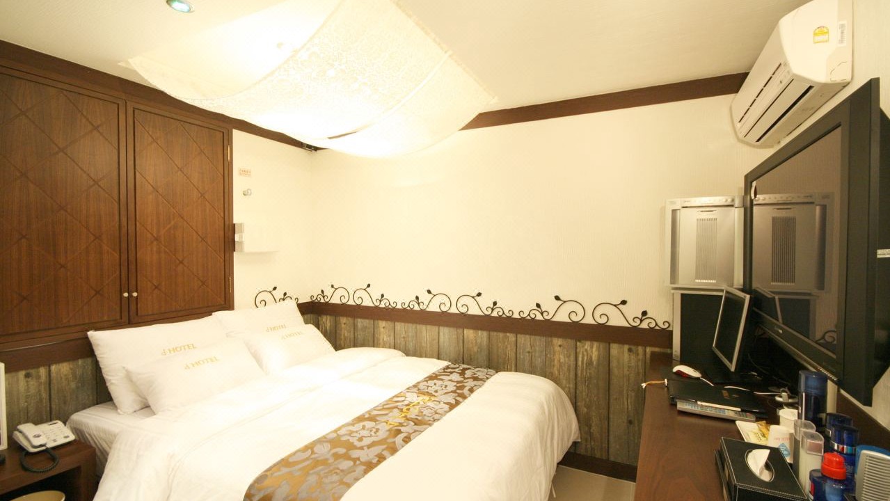 Photo of Bedroom in Sinchon-dong