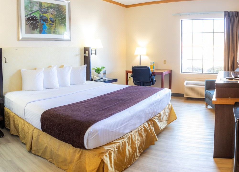 Photo of Bedroom in Hinesville