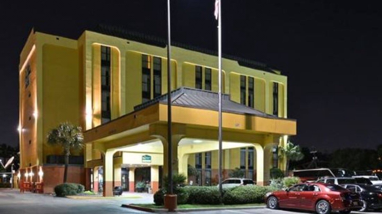 Photo of Buildings in North Shore