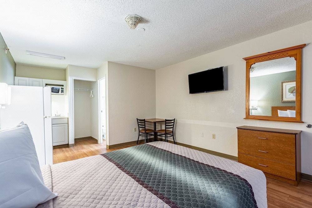 Photo of Bedroom in Norcross