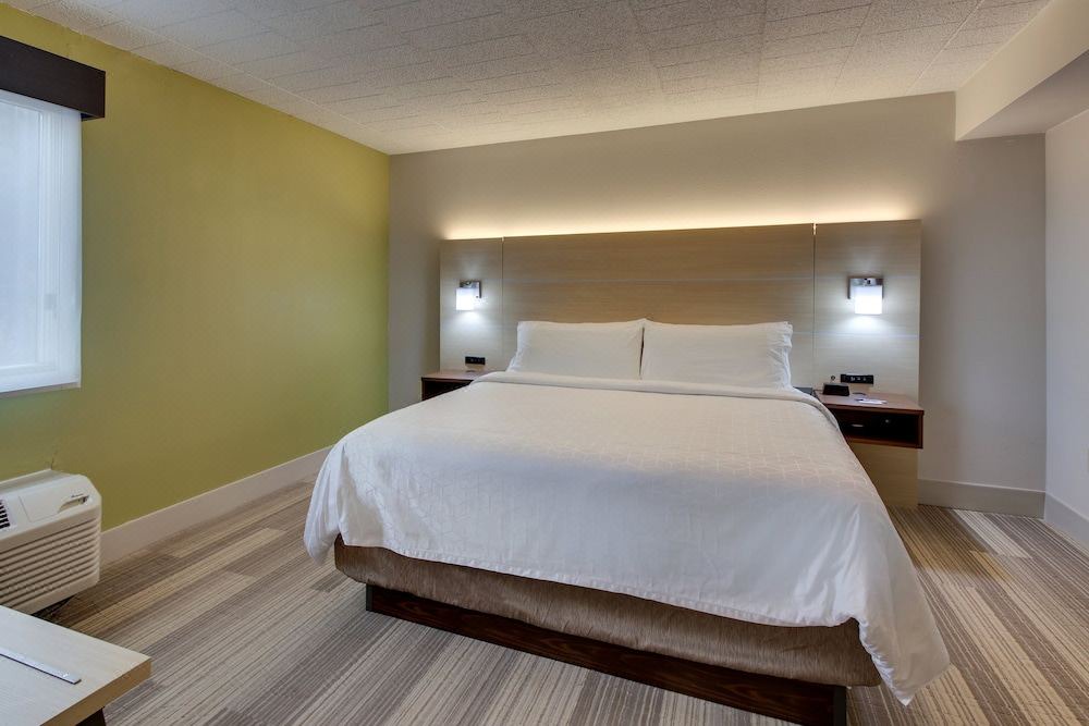 Photo of Bedroom in Pittston