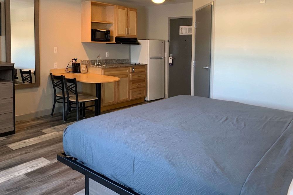 Photo of Bedroom in Bay VIew Addition