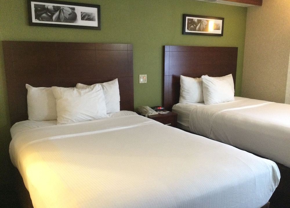 Photo of Bedroom in Flat Rock