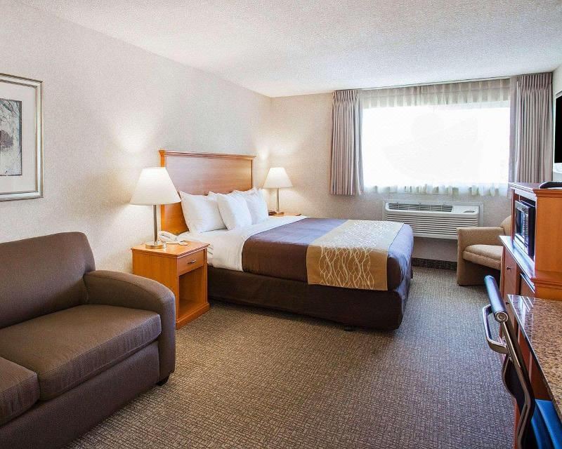 Photo of Livingroom in Totem Lake