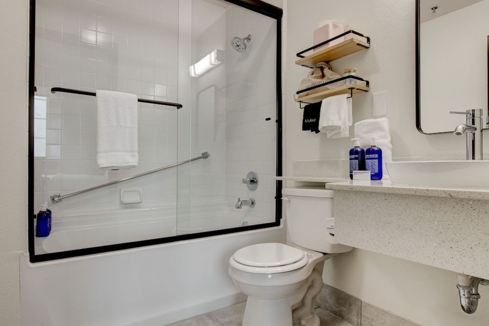 Photo of Bathroom in Lexington