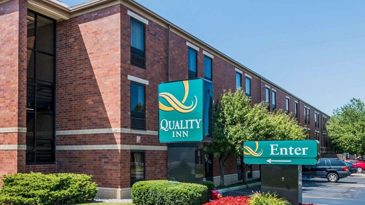 Photo of Buildings in Auburn Hills