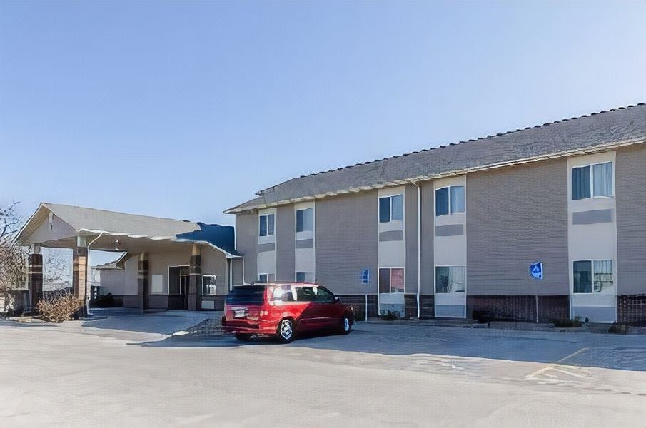 Photo of Buildings in Larned