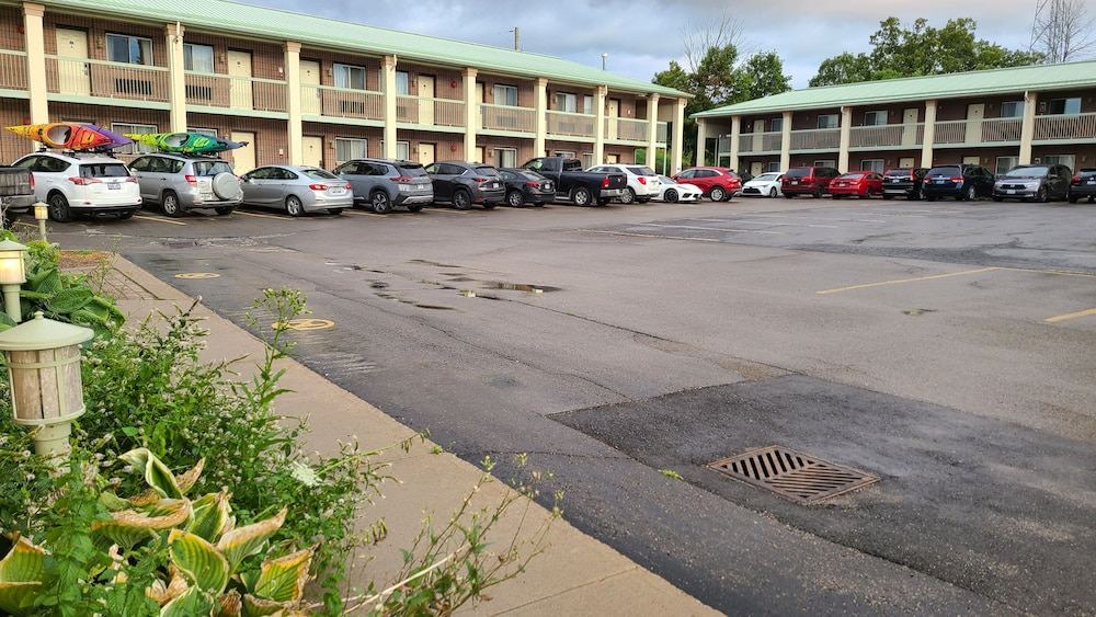 Photo of Buildings in Gananoque