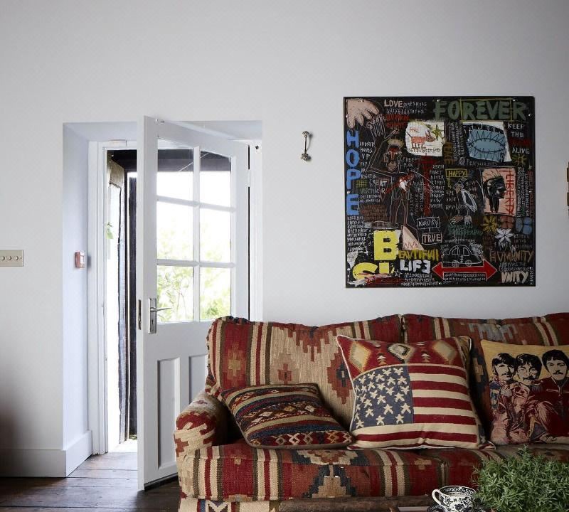 Photo of Livingroom in South Leigh