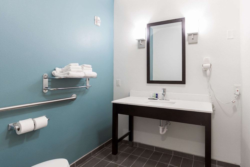 Photo of Bathroom in Washington