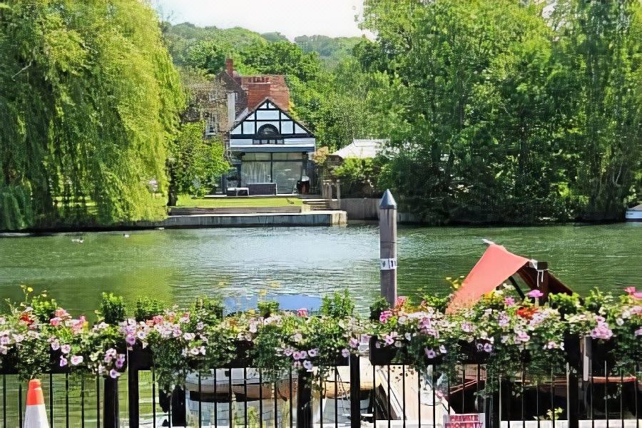 Photo of Others in Henley-on-Thames