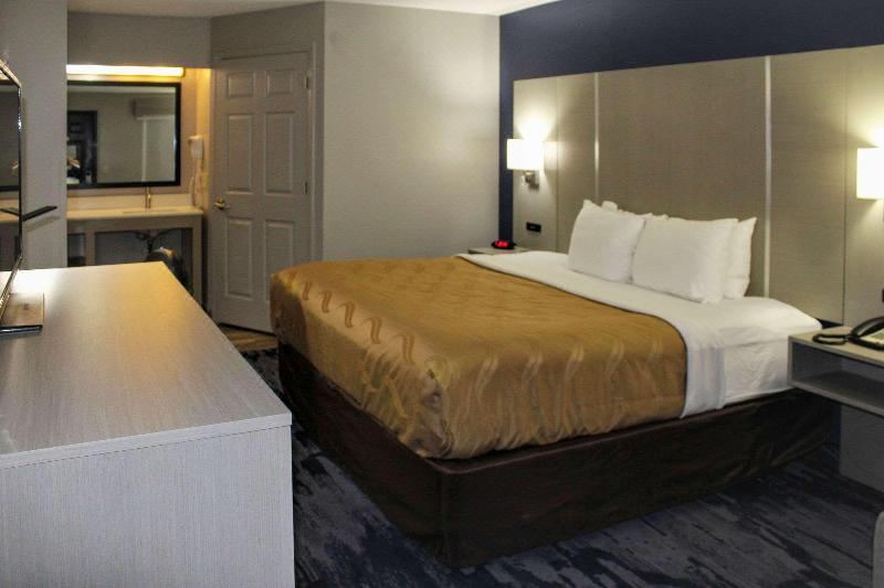Photo of Bedroom in Scottsboro