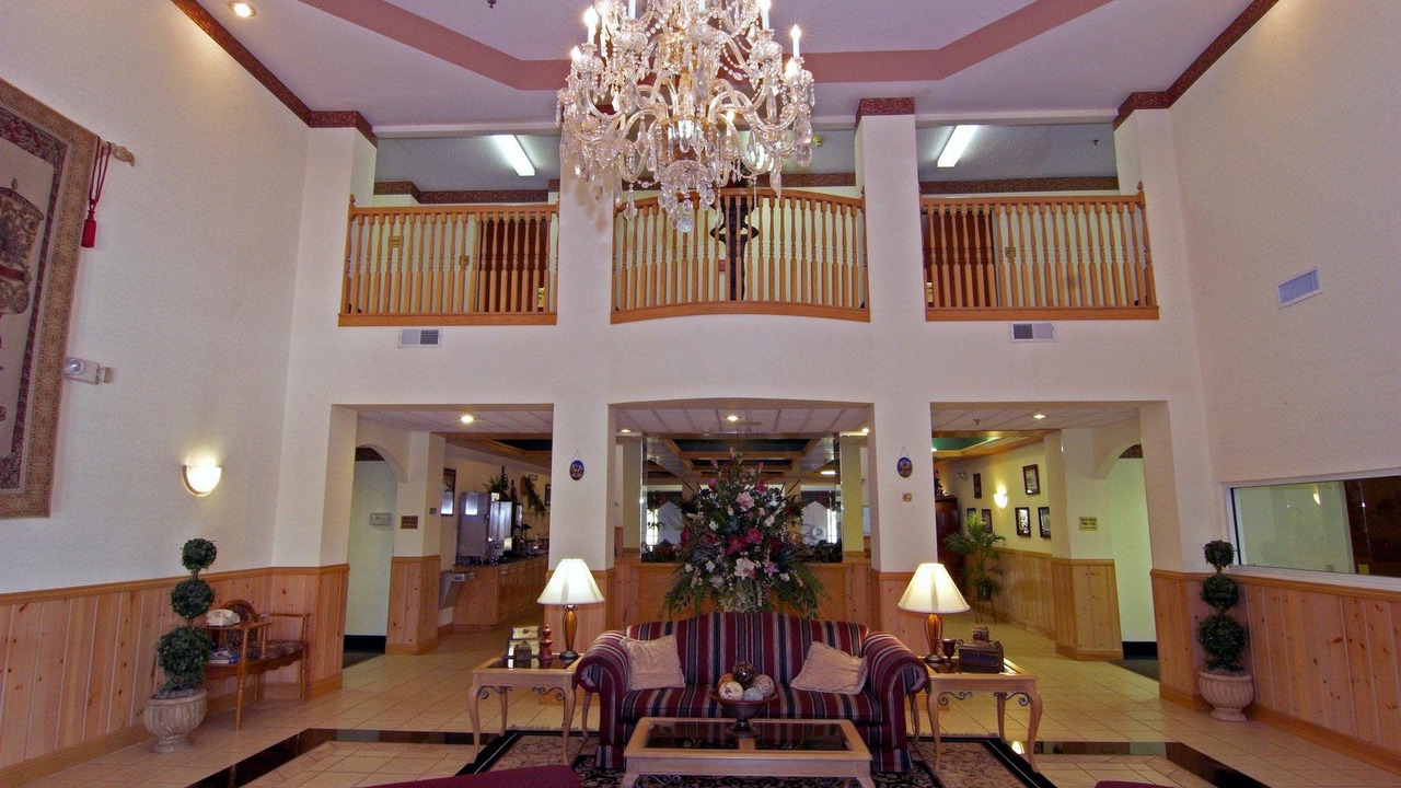 Photo of Livingroom in Milledgeville