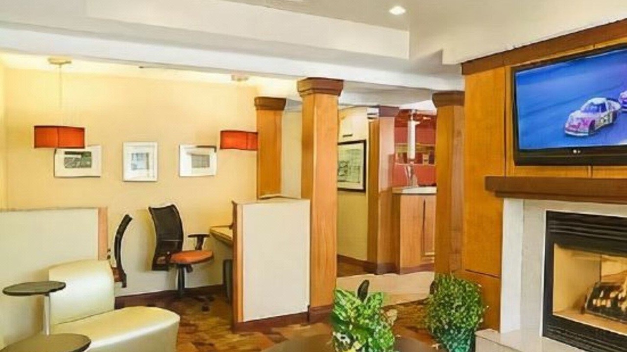 Photo of Livingroom in Laconia