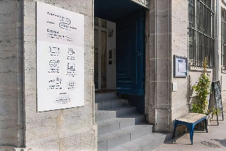 Photo of Buildings in Griffon - Royale