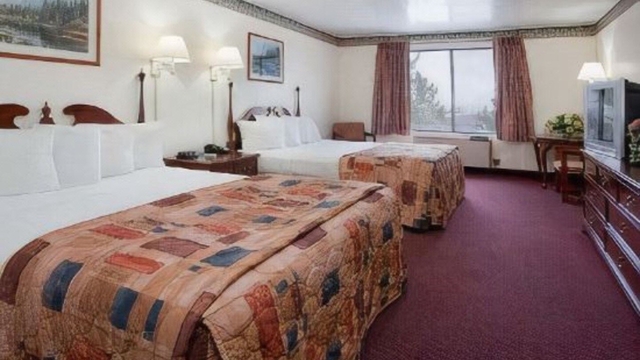 Photo of Bedroom in Evanston