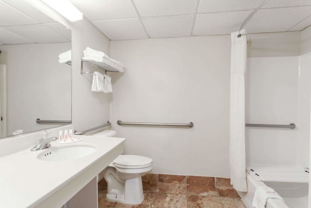 Photo of Bathroom in Wildwood