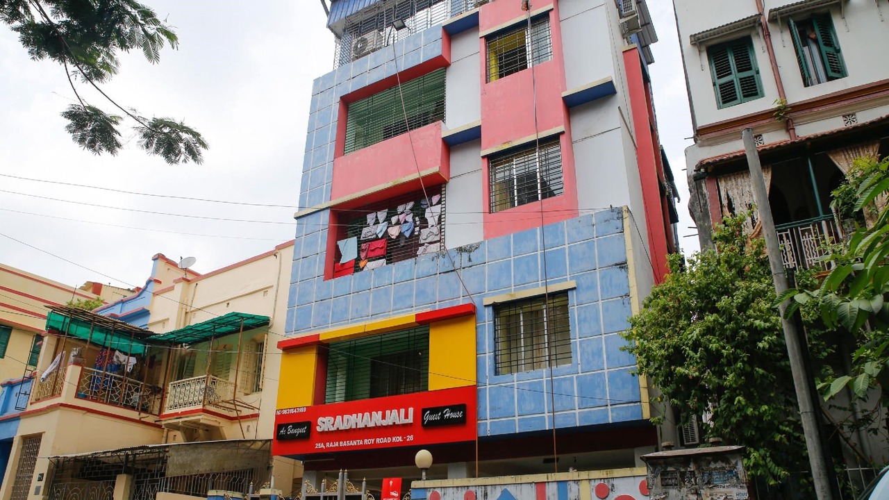 Photo of Buildings in Kalighat