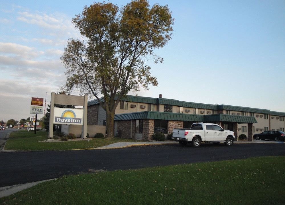 Photo of Buildings in Mason City