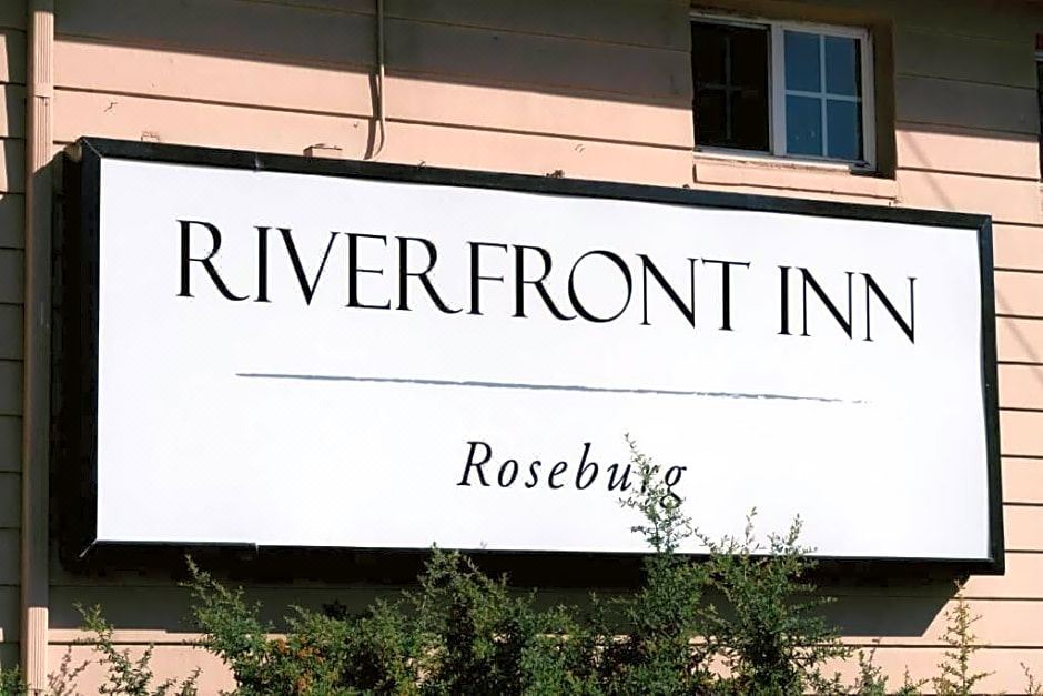 Photo of Buildings in Roseburg