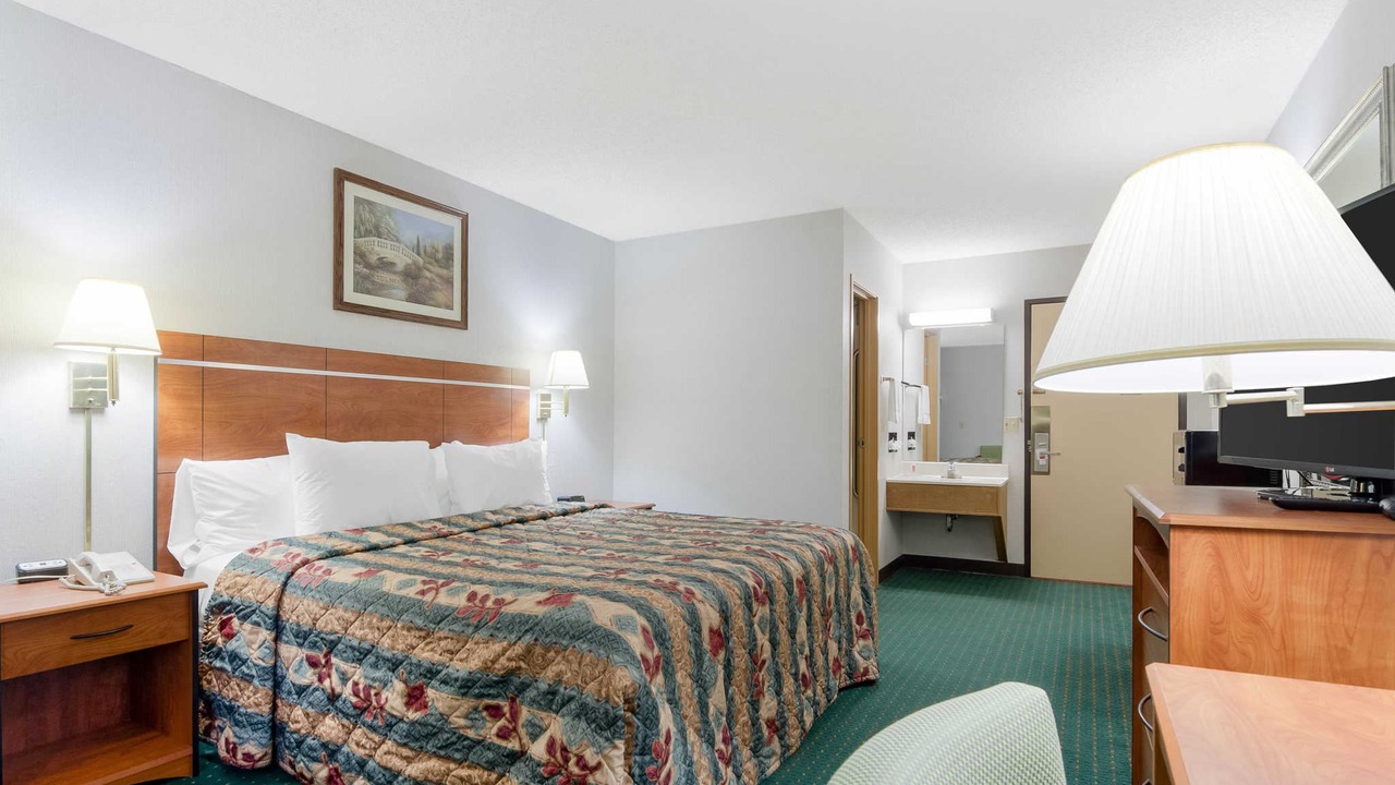 Photo of Bedroom in Emporia