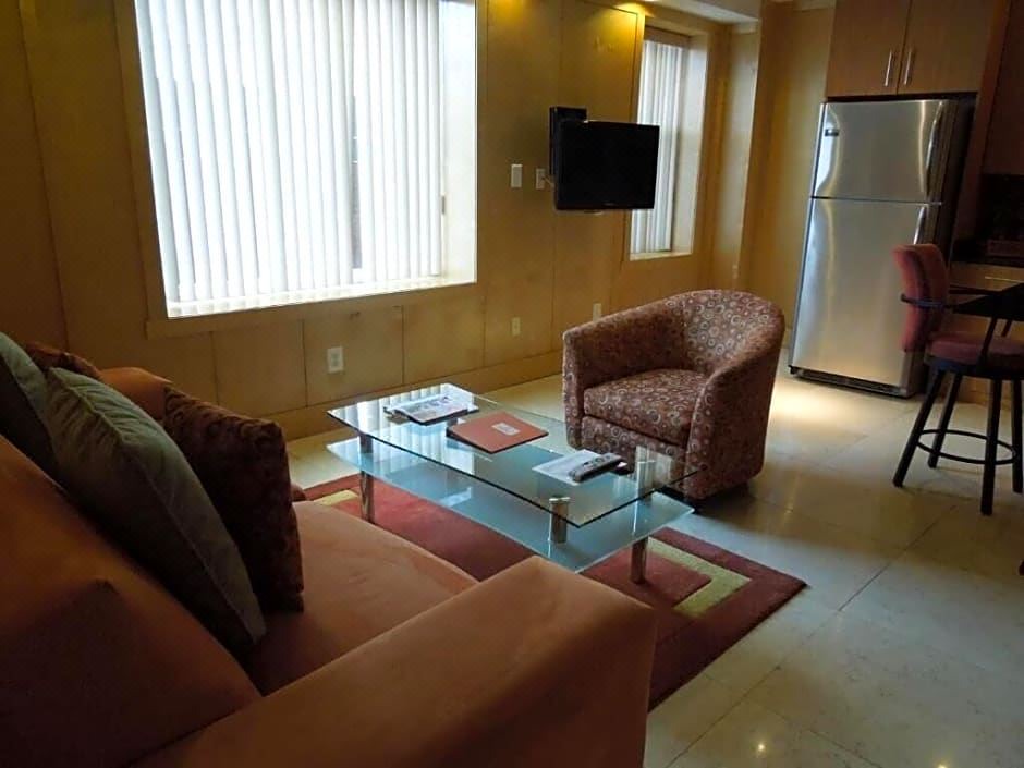 Photo of Livingroom in Mount Vernon Square