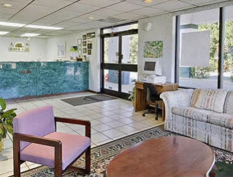 Photo of Livingroom in Elberton