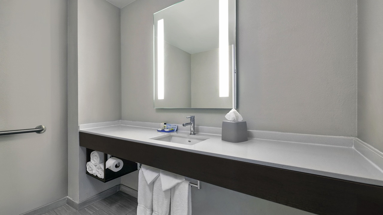 Photo of Bathroom in Grandview