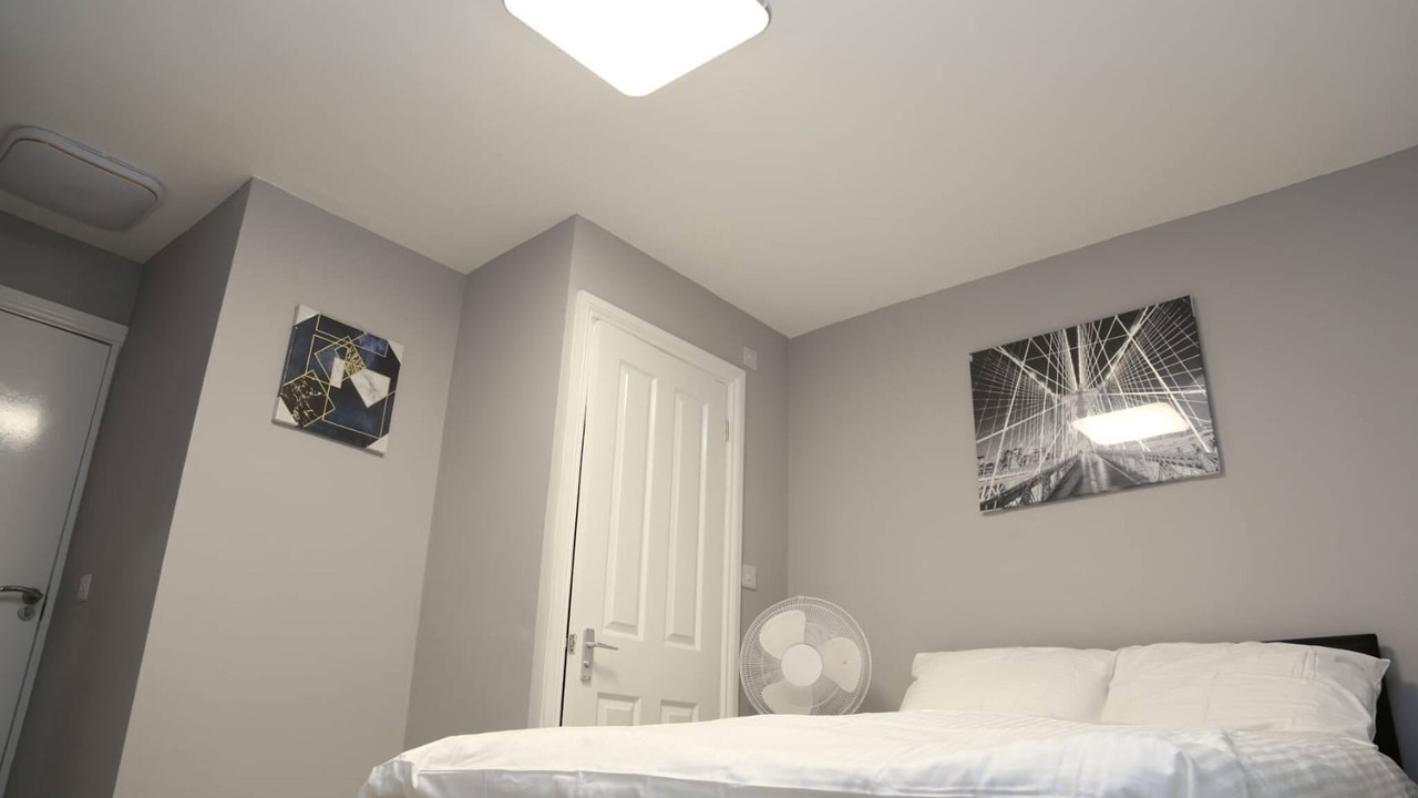 Photo of Bedroom in Woolwich Common