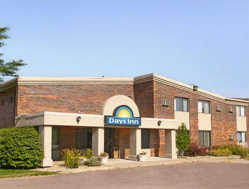 Photo of Buildings in Renner
