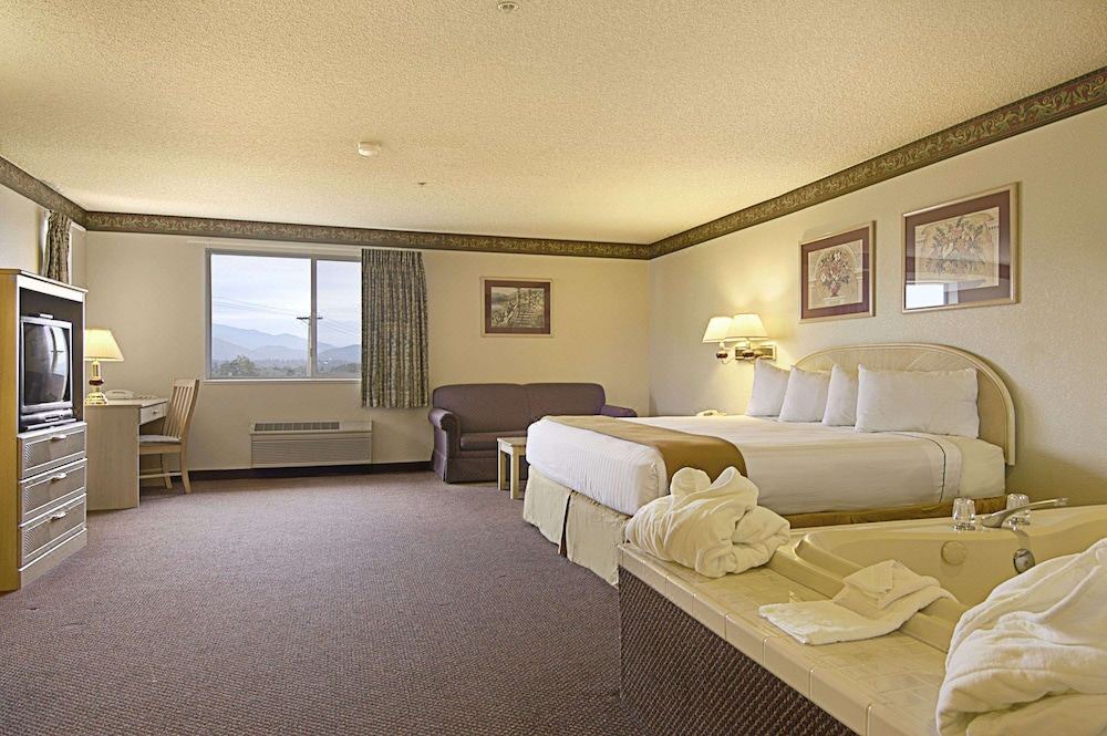 Photo of Bedroom in Redding